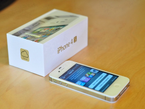 Apple iPhone 4 и 4S 8/16/32/64GB. Гарантия