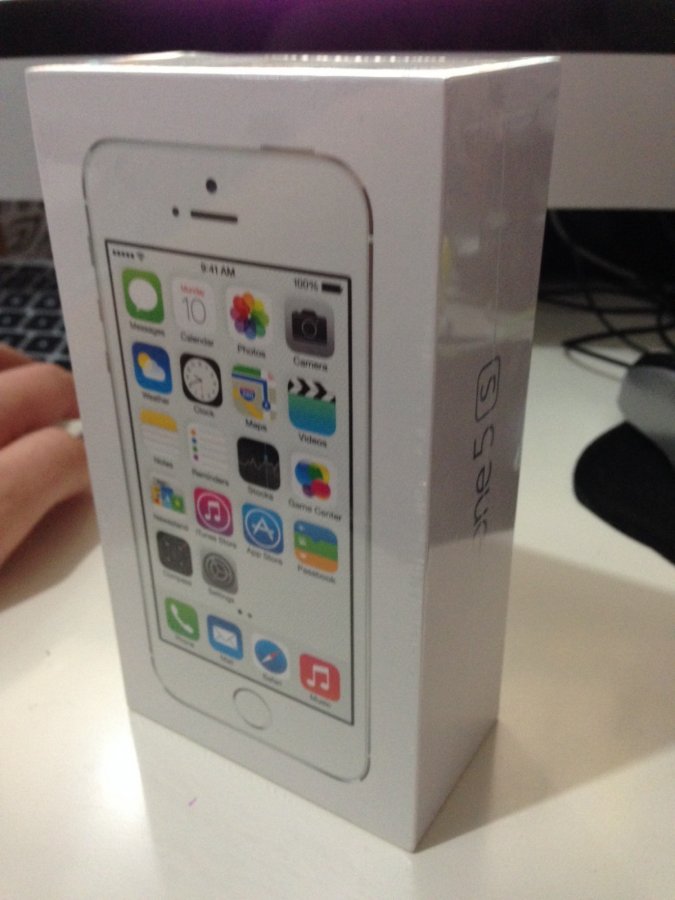 iPhone 5S 16Gb оригинал русифицирована